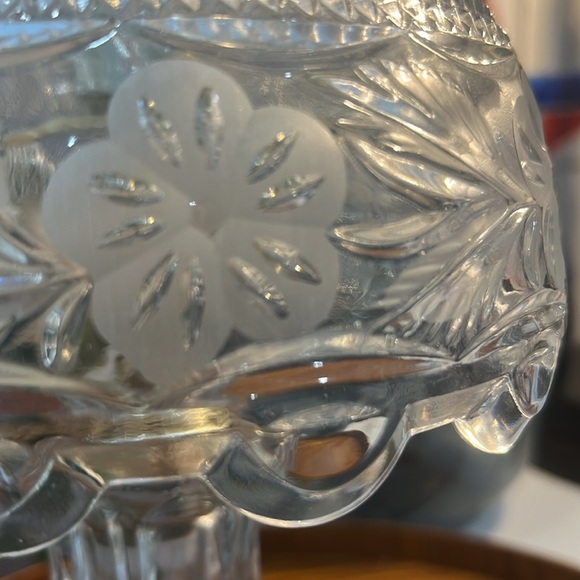 Vintage Lead Crystal Bedside/Vanity Table Lamp - Picture 7 of 10